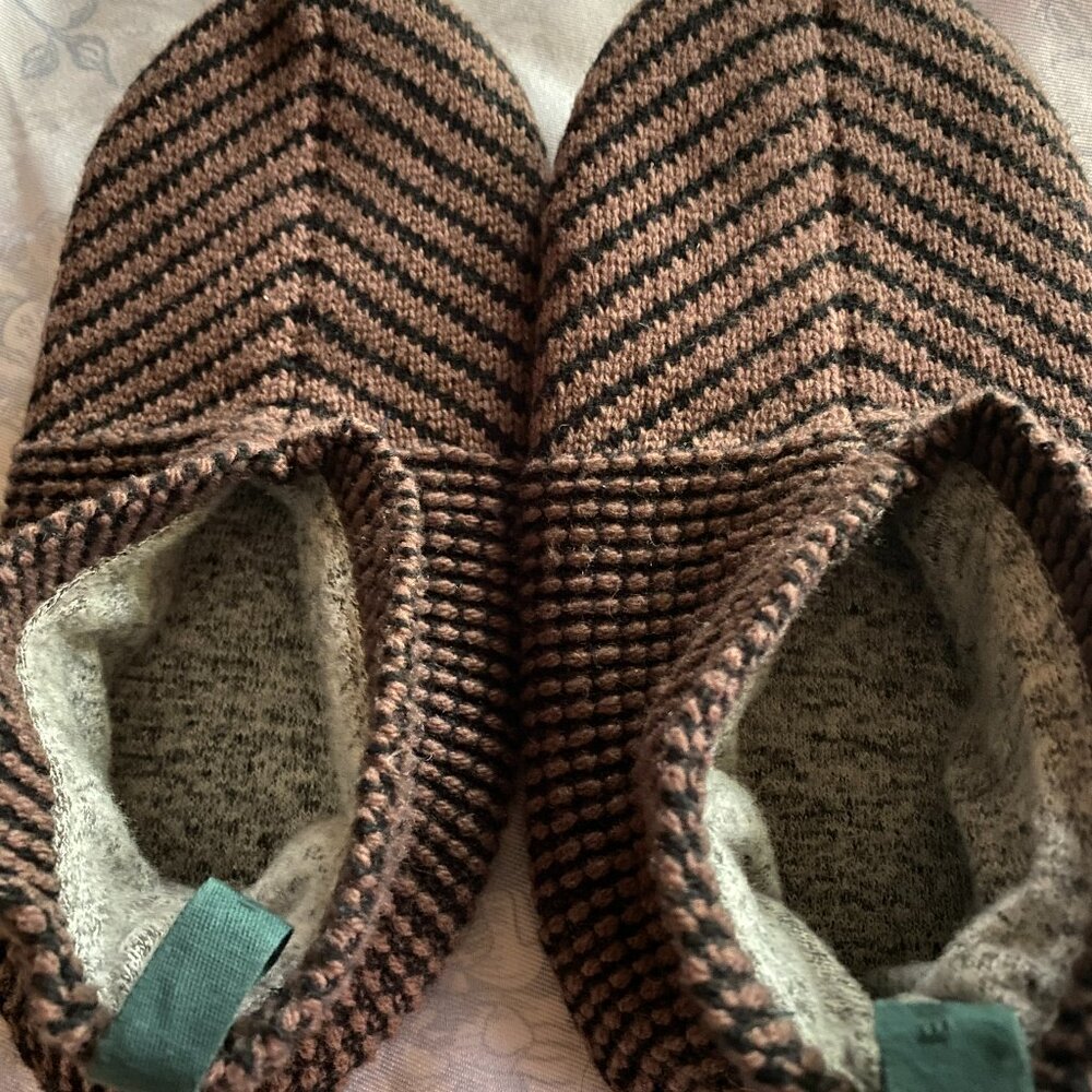 BOMBAS Men's Gripper Slipper, Brown, Size Medium (7-9.5)